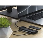 Satechi USB-C Hybrid Multiport Adapter with SSD Enclosure bl