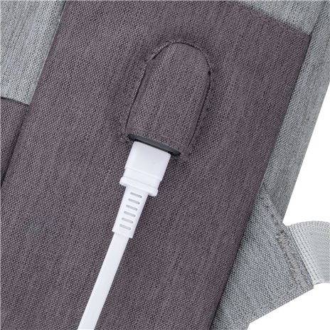 RIVACASE 7562 zaino per notebook 15.6  grigio