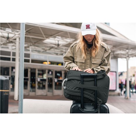 Pacsafe GO 34l Carry-on zaino nero