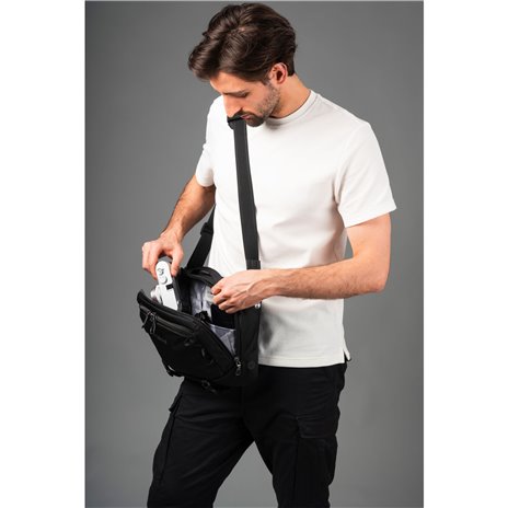 Pacsafe EXP 12 Sling nero