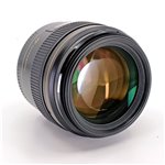 Canon EF 85/1,8 + Paraluce ET65 III + Filtro Canon UV