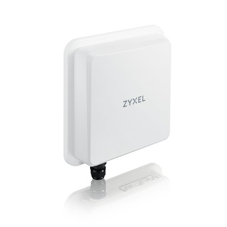 Zyxel FWA710 5G Outdoor LTE incl. 1 anno Nebula Pro