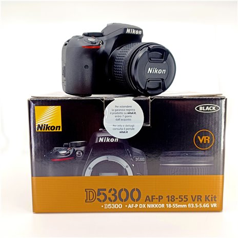 Nikon D5300 + AF-S 18-55/3,5-5,6 G