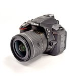 Nikon D5300 + AF-S 18-55/3,5-5,6 G