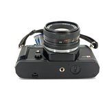 Yashica FX 3 Super 2000 + 50/1,8 + Sigma 28/2,8 e paraluce