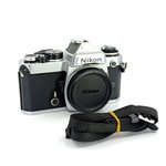 Nikon FE corpo silver