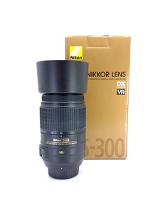 Nikon AF-S 55-300/4,5-5,6 G ED + paraluce