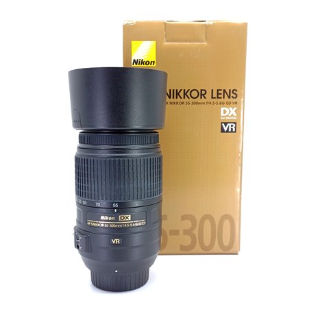 Nikon AF-S 55-300/4,5-5,6 G ED + paraluce