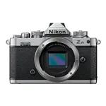 Nikon Z fc corpo + Z DX 18-140 VR + SD 64GB Lexar Pro (Nital)
