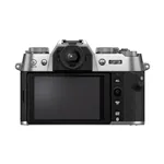 Fujifilm X-T50 + XC 15-45/3,5-5,6 silver