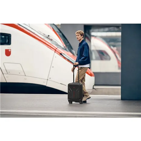 Wenger Amplix Hardside Carry-On schwarz