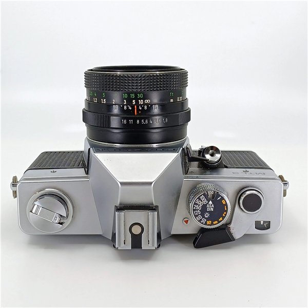 Praktica MTL 3 + Pentacon 50/1,8 (esposimetro non funzionante)