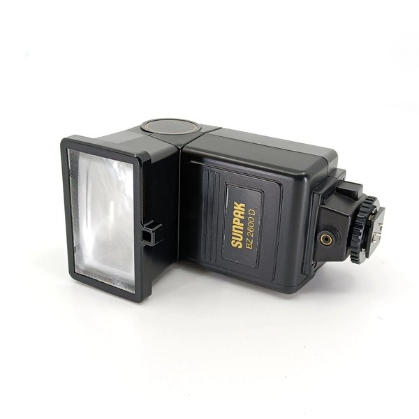 Sumpak BZ 2600 D per Nikon AF (solo per analogiche)