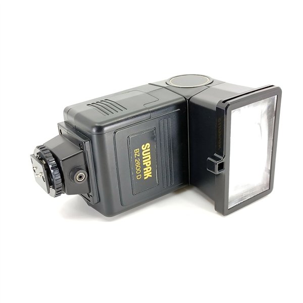 Sumpak BZ 2600 D per Nikon AF (solo per analogiche)