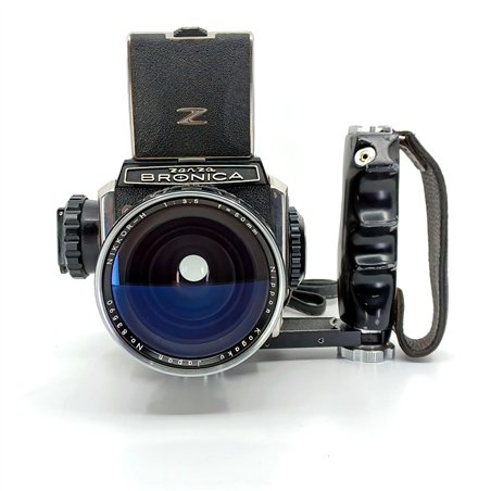 Zenza Bronica S2a + Nikkor-F 50/3,5 + impugnatura