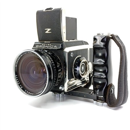 Zenza Bronica S2a + Nikkor-F 50/3,5 + impugnatura