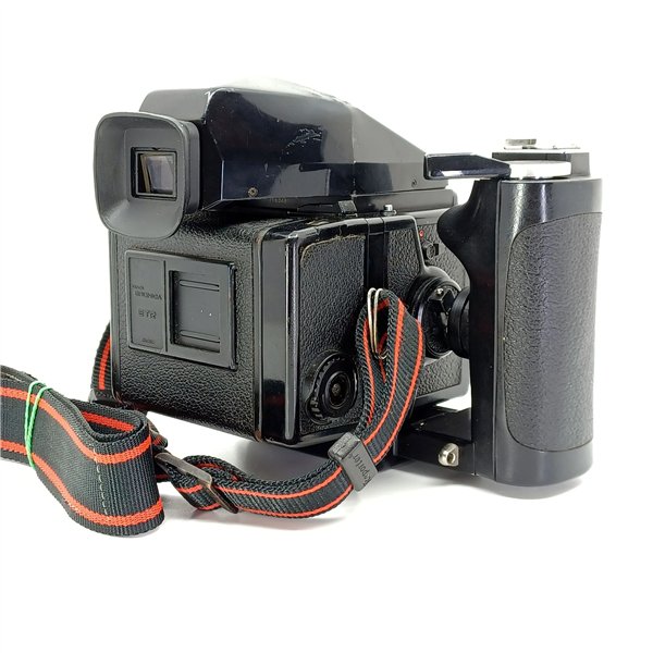 Zenza Bronica ETRs + 75 + 50 +150 + pentaprisma + dorso 669 + flash