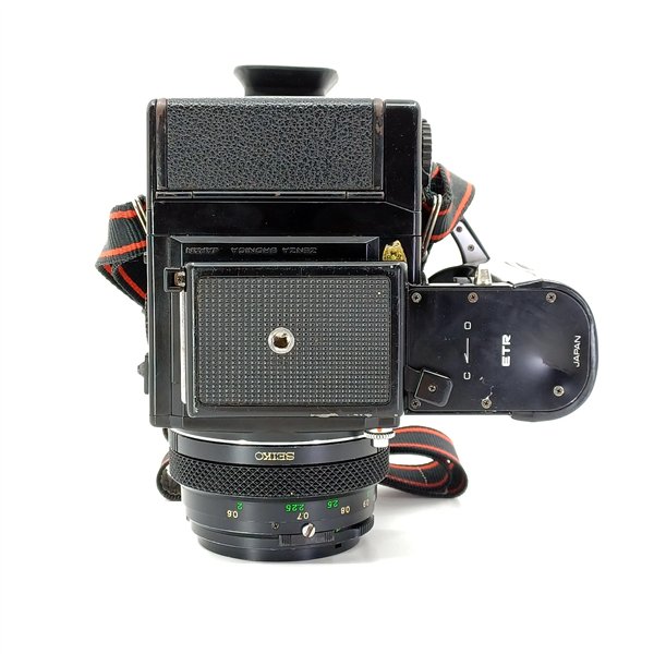 Zenza Bronica ETRs + 75 + 50 +150 + pentaprisma + dorso 669 + flash