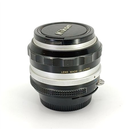 Nikon NIKKOR-S Auto 50/1,4 (nato con attacco AI)