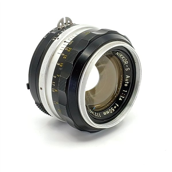 Nikon NIKKOR-S Auto 50/1,4 (nato con attacco AI)