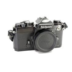 Nikon FE Corpo nero