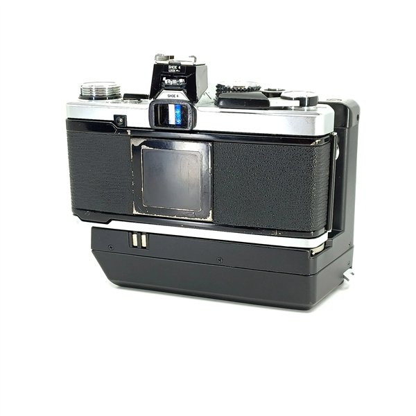 Olympus OM2n + Zuiko 50/1,8 + Winder II + Shoe 4