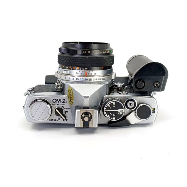 Olympus OM2n + Zuiko 50/1,8 + Winder II + Shoe 4