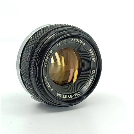 Olympus OM2n + Zuiko 50/1,8 + Winder II + Shoe 4