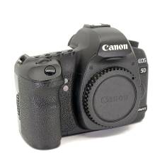 Canon EOS 5D Mark II 2