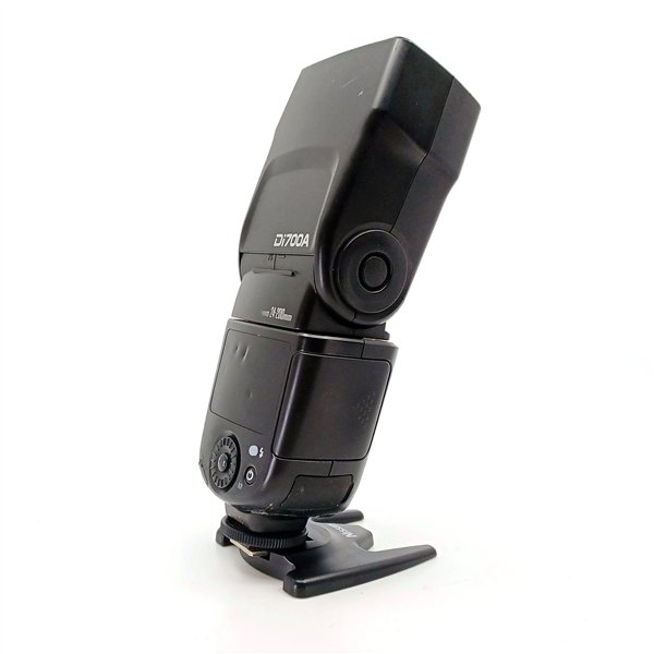 Nissin Di700 per Nikon