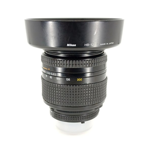 Nikon AF 28-200/3,5-5,6 D + paraluce