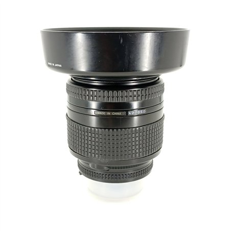 Nikon AF 28-200/3,5-5,6 D + paraluce