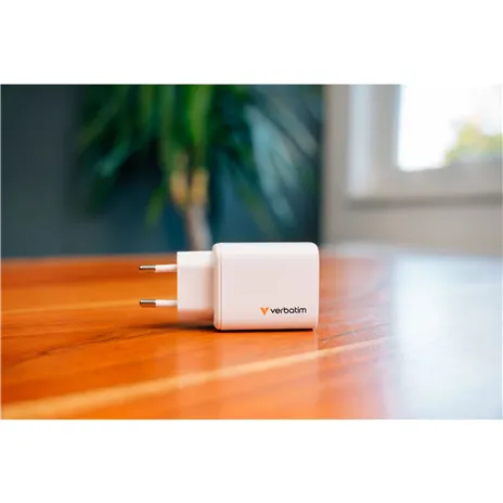 Verbatim Essentials GaN Charger 65W 2xUSB-C/1xUSB-A weiß   32353