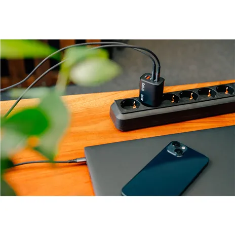 Verbatim Essentials GaN Charger 65W 2xUSB-C/1xUSB-A schwa. 32352