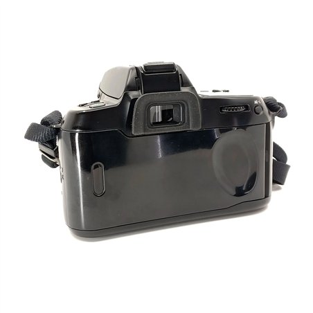 Nikon F70 + AF 35-80/4-5,6 D
