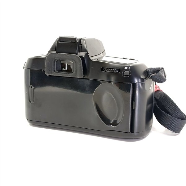 Nikon F70 + AF 35-80/4-5,6 D