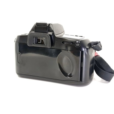 Nikon F70 + AF 35-80/4-5,6 D