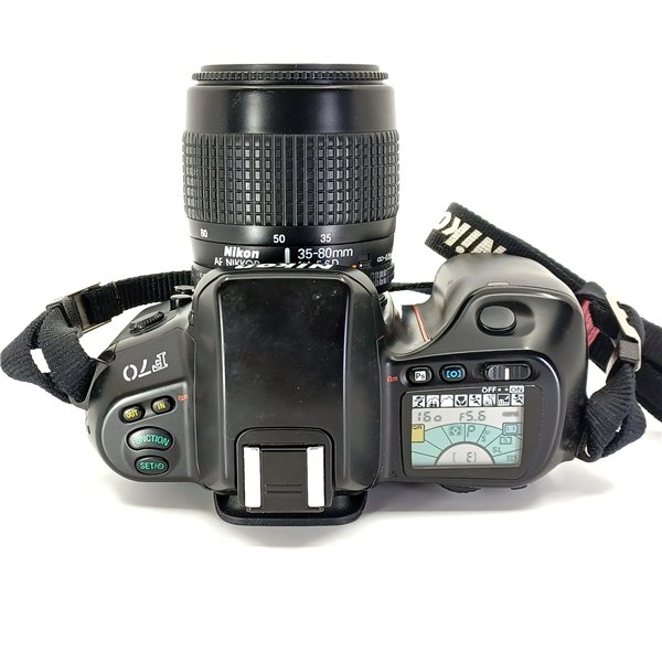 Nikon F70 + AF 35-80/4-5,6 D