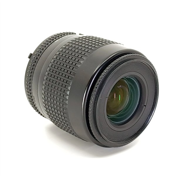 Nikon F70 + AF 35-80/4-5,6 D