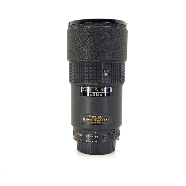 Nikon AF Nikkor 180mm f2,8 D (72mm)