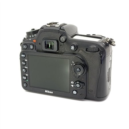 Nikon D7100 + AF-P 18-55/3,5-5,6 G