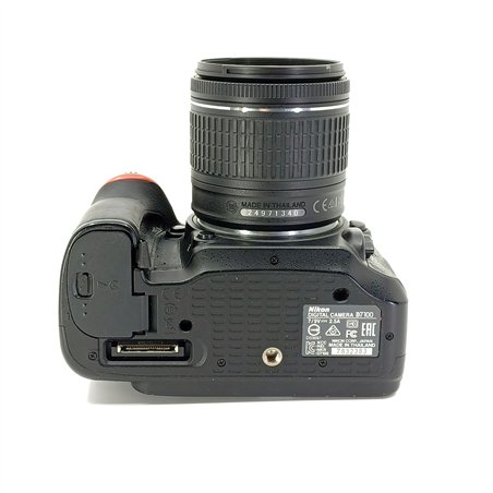 Nikon D7100 + AF-P 18-55/3,5-5,6 G