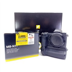 Nikon Z7 II + MB-N11
