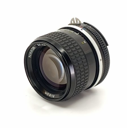 Nikon Nikkor 85/2 AI