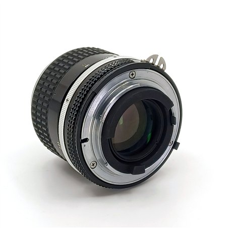 Nikon Nikkor 85/2 AI