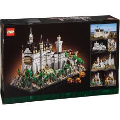 LEGO Architecture 21063 Castle Neuschwanstein 2