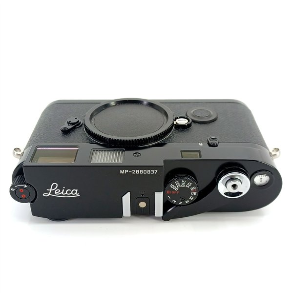 Leica M-P 0.72 corpo nero + Leicavit-M nero (14009) + Leica manovella (14438)