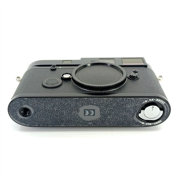 Leica M-P 0.72 corpo nero + Leicavit-M nero (14009) + Leica manovella (14438)