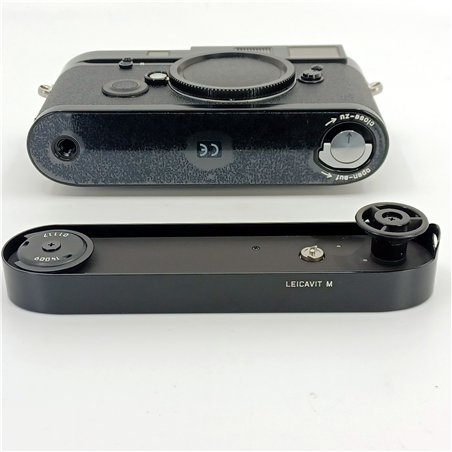 Leica M-P 0.72 corpo nero + Leicavit-M nero (14009) + Leica manovella (14438)