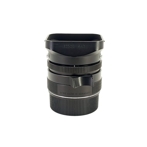 Leica 35/2 Summicron-M ASPH (11879) + paraluce (12526) + Tappo (14043)